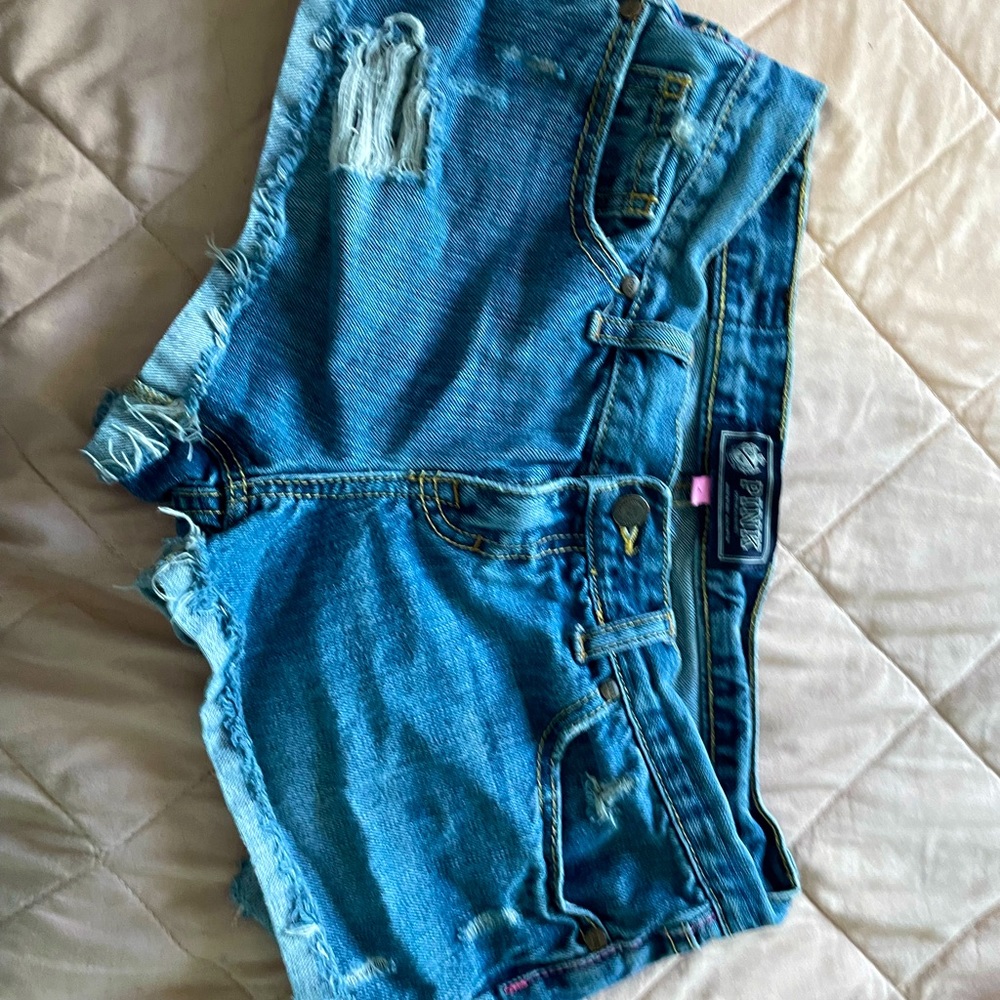 No hole or stains